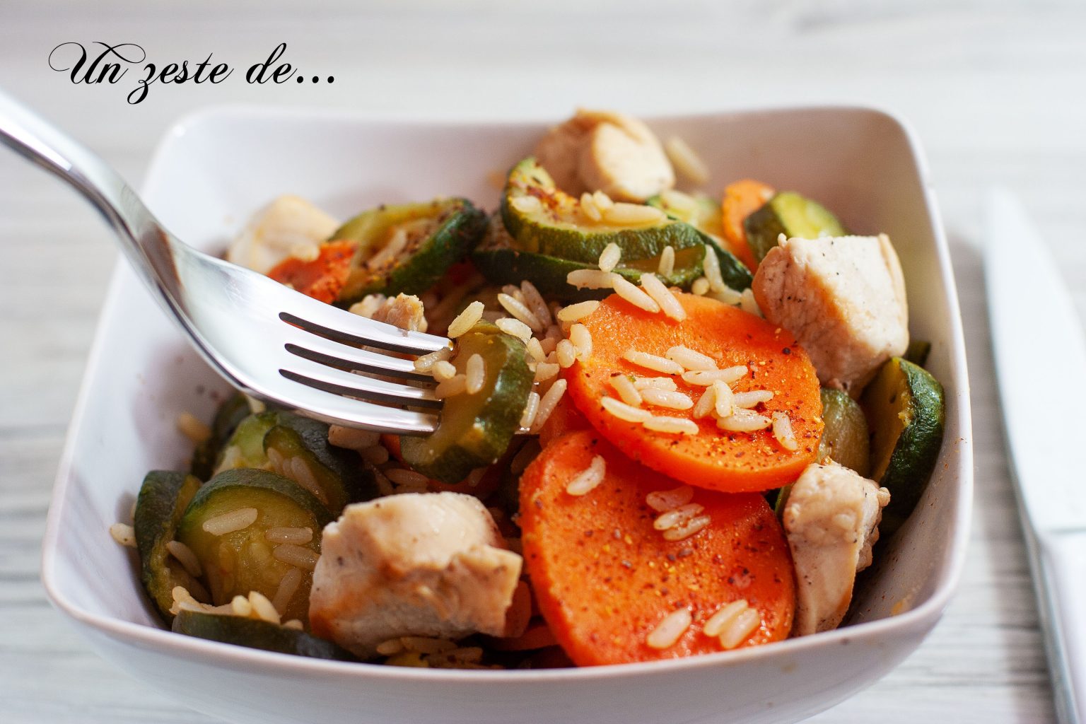 Poêlée de riz aux carottes, courgettes et poulet